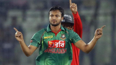 স্বাভাবিকভাবে সাকিবের দেশে ফেরার সুযোগ নেই স্বাভাবিকভাবে সাকিবের দেশে ফেরার সুযোগ নেই